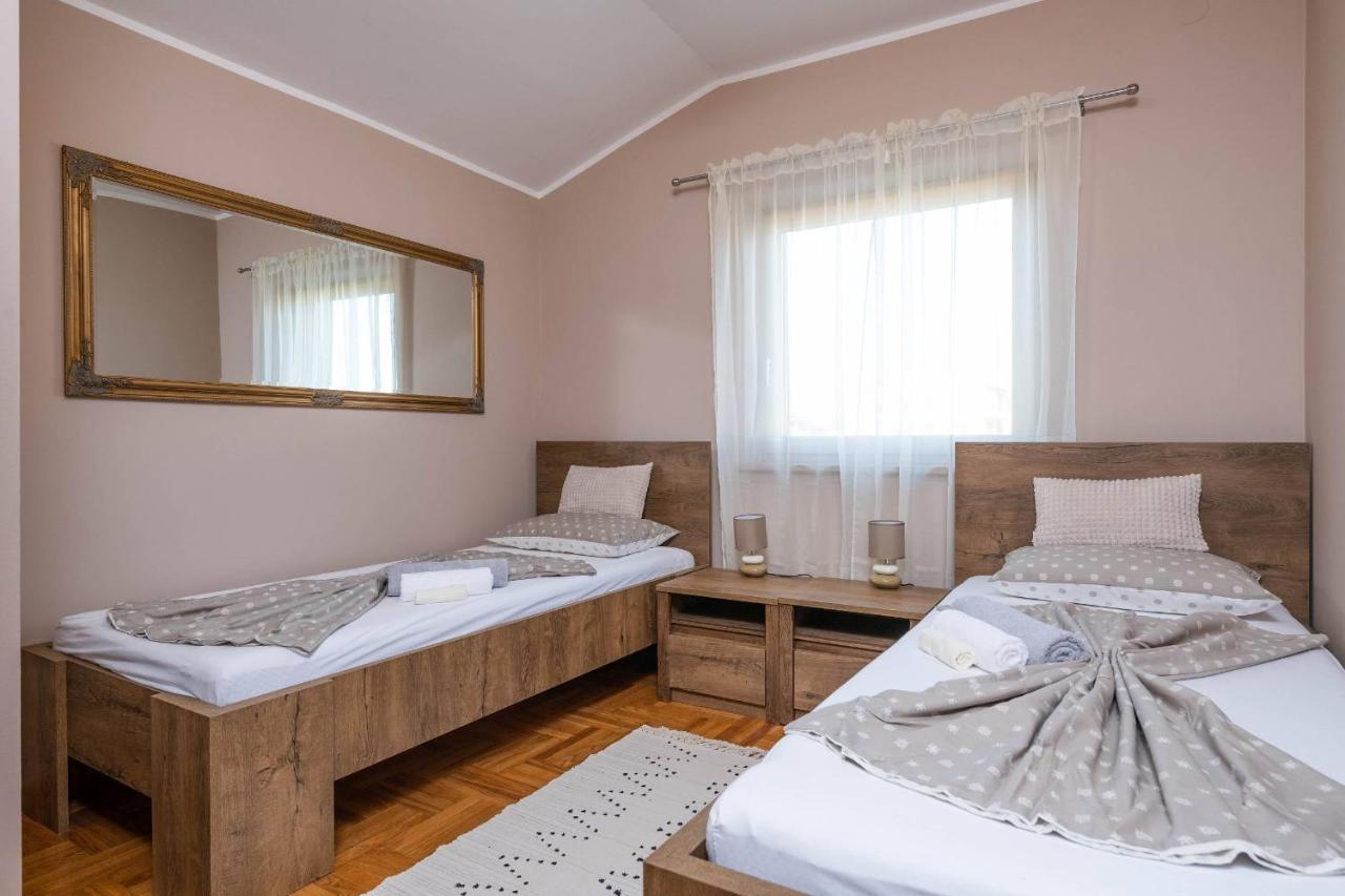 Villa Zorica Пореч Екстериор снимка
